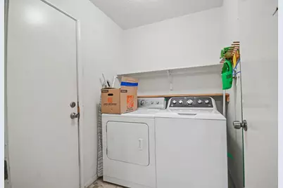 2914 Overland Trail, Dickinson, TX 77539 - Photo 13