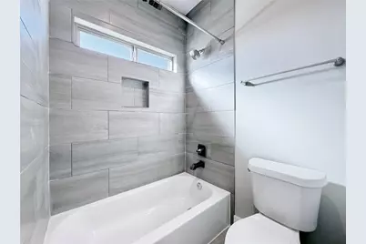 8404 Safeguard Street, Houston, TX 77051 - Photo 19