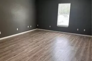 10428 Burden St, Houston, TX 77093 - Photo 5