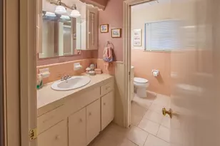 7918 Fairdale Ln, Houston, TX 77063 - Photo 19