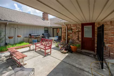 7918 Fairdale Lane, Houston, TX 77063 - Photo 27