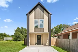8027 Betty Boop St, Houston, TX 77028 - Photo 5
