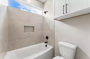 8027 Betty Boop St, Houston, TX 77028 - Photo 23