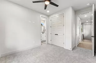 8027 Betty Boop St, Houston, TX 77028 - Photo 21