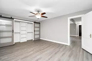 901 N Jones St, Baytown, TX 77520 - Photo 17