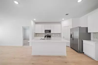 31134 Winchester Falls Court, Fulshear, TX 77423 - Photo 19