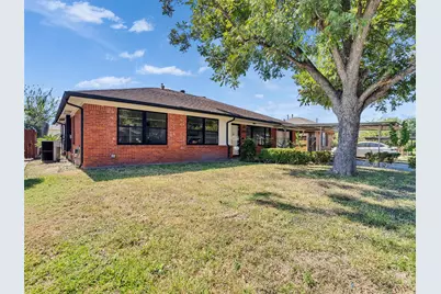 261 W Spreading Oak Drive, Houston, TX 77076 - Photo 3