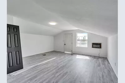 261 W Spreading Oak Drive, Houston, TX 77076 - Photo 33