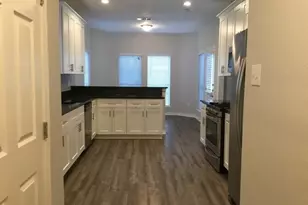 3506 Pine Tree Dr, Pearland, TX 77581 - Photo 3