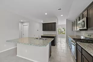 10146 Shagbark Hickory Ct, Tomball, TX 77375 - Photo 11