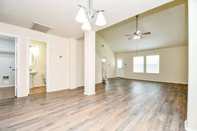 5327 Stonegate Drive, Richmond, TX 77407 - Photo 15