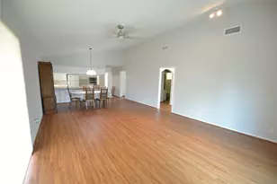 247 Selkirk Dr, Bay City, TX 77414 - Photo 7