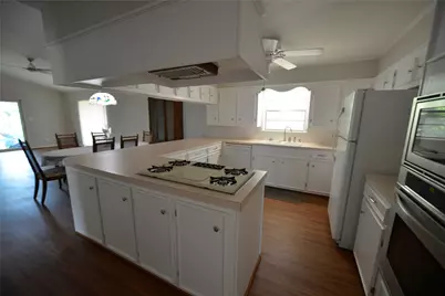 247 Selkirk Drive, Bay City, TX 77414 - Photo 11