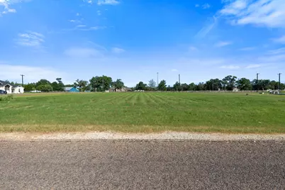 7801 Mathis Creek Drive, Bryan, TX 77808 - Photo 9