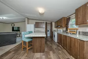 604 Sanders Ln, Franklin, TX 77856 - Photo 5