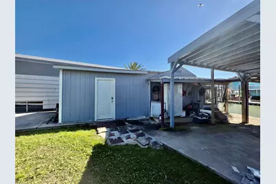 17 King Fish Lane, Freeport, TX 77541 - Photo 5