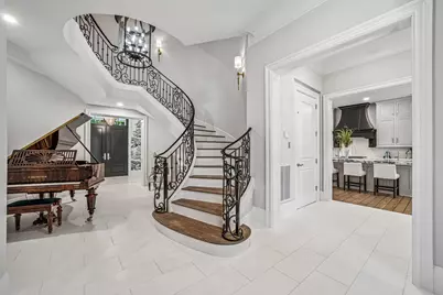 2 Georgian Row, The Woodlands, TX 77380 - Photo 7