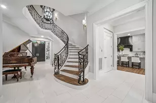 2 Georgian Row, The Woodlands, TX 77380 - Photo 7