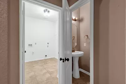 6707 Hunters Creek Lane, Baytown, TX 77521 - Photo 27