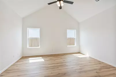 2802 Caspian Creek Lane, Iowa Colony, TX 77583 - Photo 11