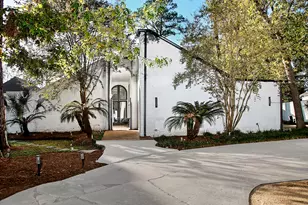 10 W Shady Ln, Houston, TX 77063 - Photo 1