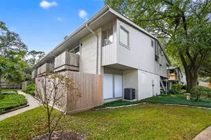 909 Silber Rd, Houston, TX 77024 - Photo 29