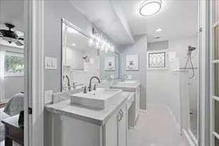 4702 Frost Pl, Orange, TX 77630 - Photo 15