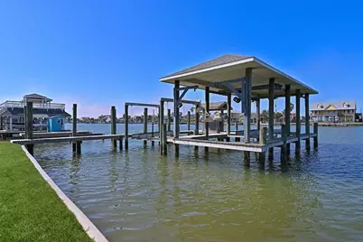 1243 Pilot Lane, Galveston, TX 77554 - Photo 47