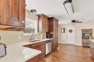 203 S Fm 565 S, Baytown, TX 77523 - Photo 19