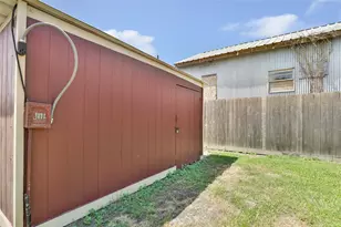 203 S Fm 565 S, Baytown, TX 77523 - Photo 13