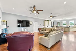 746 12th St, Dickinson, TX 77539 - Photo 39