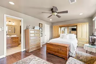 746 12th St, Dickinson, TX 77539 - Photo 11