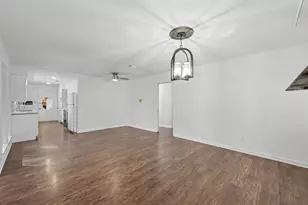 8 Hanover Ln, Panorama Village, TX 77304 - Photo 13
