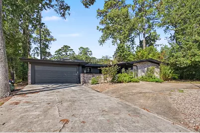 8 Hanover Lane, Panorama Village, TX 77304 - Photo 3