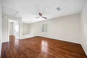727 Bunker Hill Rd, Houston, TX 77024 - Photo 15