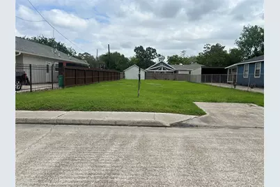 1400 Oak Street, Baytown, TX 77520 - Photo 3