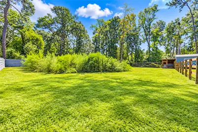 225 County Road 3294, Cleveland, TX 77327 - Photo 43