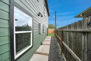 3808 Hiford Dr, Houston, TX 77047 - Photo 37