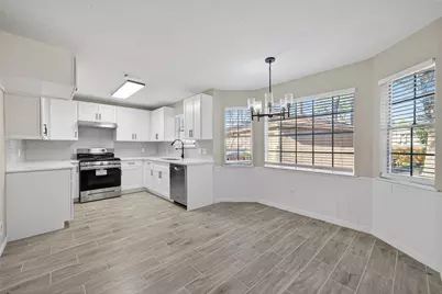 6038 Greenmont Drive, Houston, TX 77092 - Photo 5