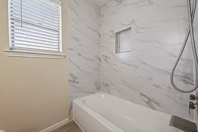 6038 Greenmont Drive, Houston, TX 77092 - Photo 29