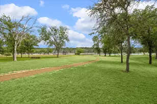 511 Chimney Cove Dr, Marble Falls, TX 78654 - Photo 25