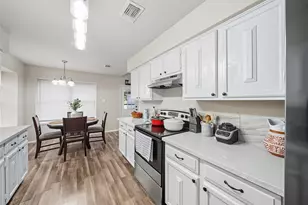 14854 Shottery Dr, Houston, TX 77015 - Photo 9