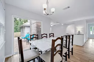 10311 Woodhollow Dr, Conroe, TX 77385 - Photo 11