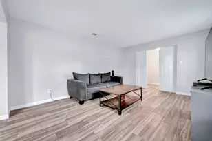 10311 Woodhollow Dr, Conroe, TX 77385 - Photo 17