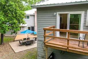 10311 Woodhollow Dr, Conroe, TX 77385 - Photo 5