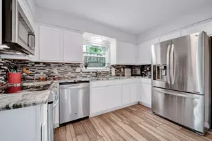 10311 Woodhollow Dr, Conroe, TX 77385 - Photo 13