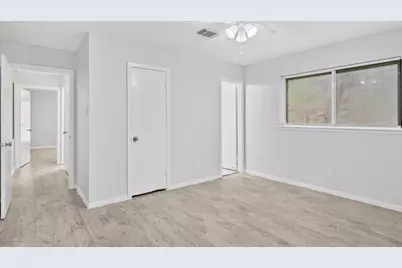 12002 Leitrim Way, Houston, TX 77047 - Photo 15