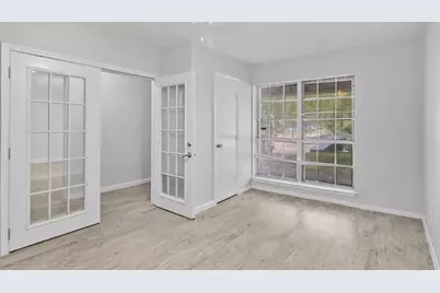 12002 Leitrim Way, Houston, TX 77047 - Photo 9