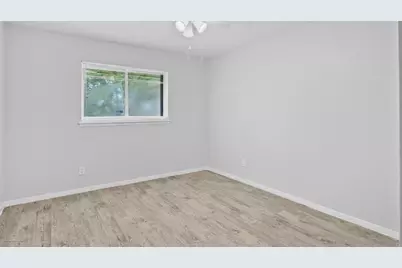 12002 Leitrim Way, Houston, TX 77047 - Photo 13