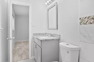 12002 Leitrim Way, Houston, TX 77047 - Photo 17